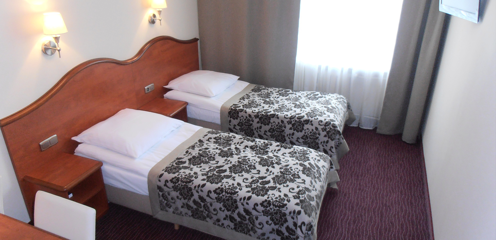 KRAKUS Hotel Krakau Unterkunft Restaurant Urlaub Aquapark in Krakau